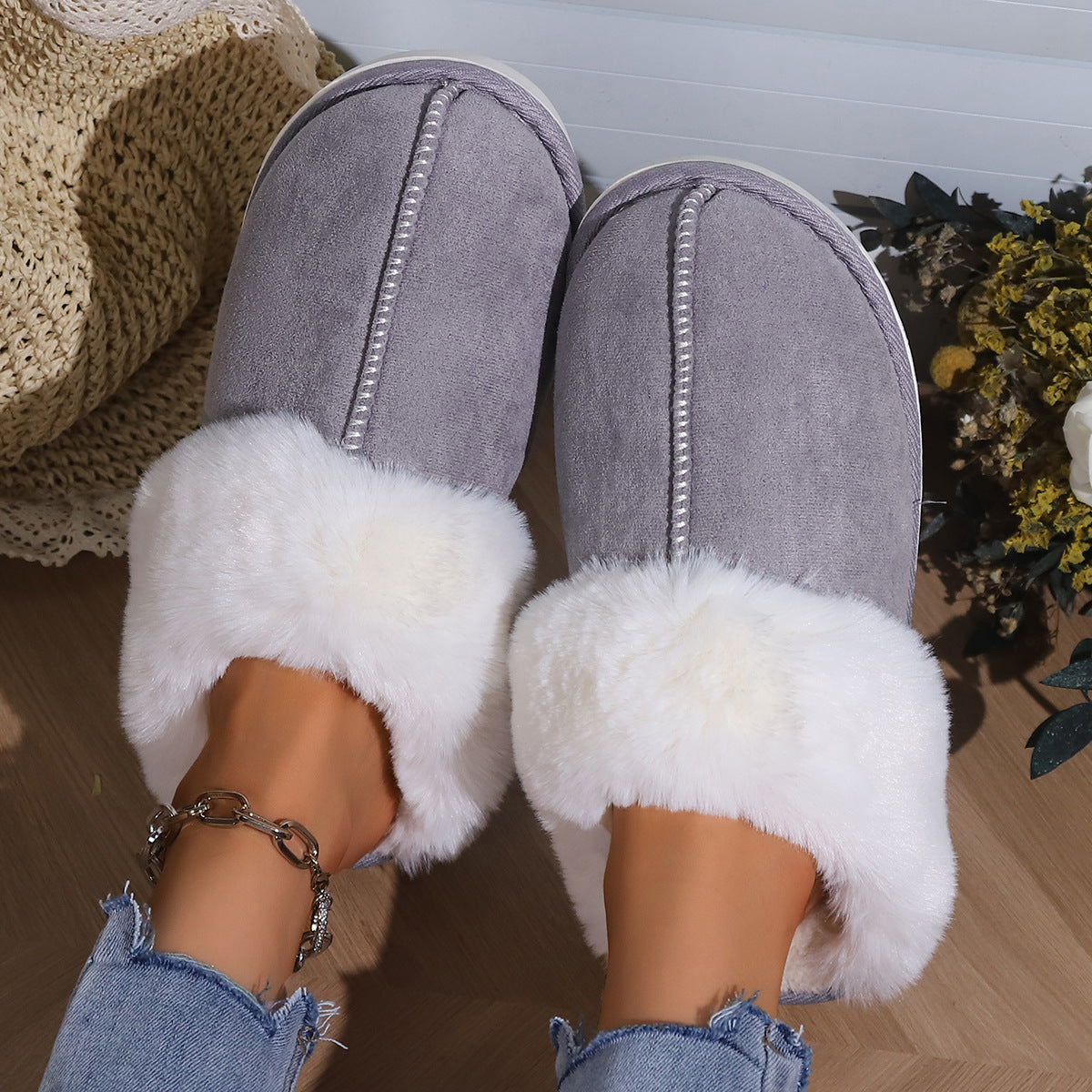 Women's Thick Plush Indoor Slippers