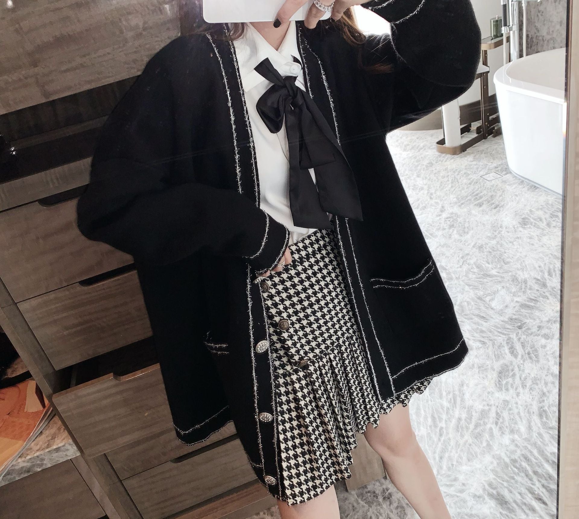 Knit Cardigan in College Style