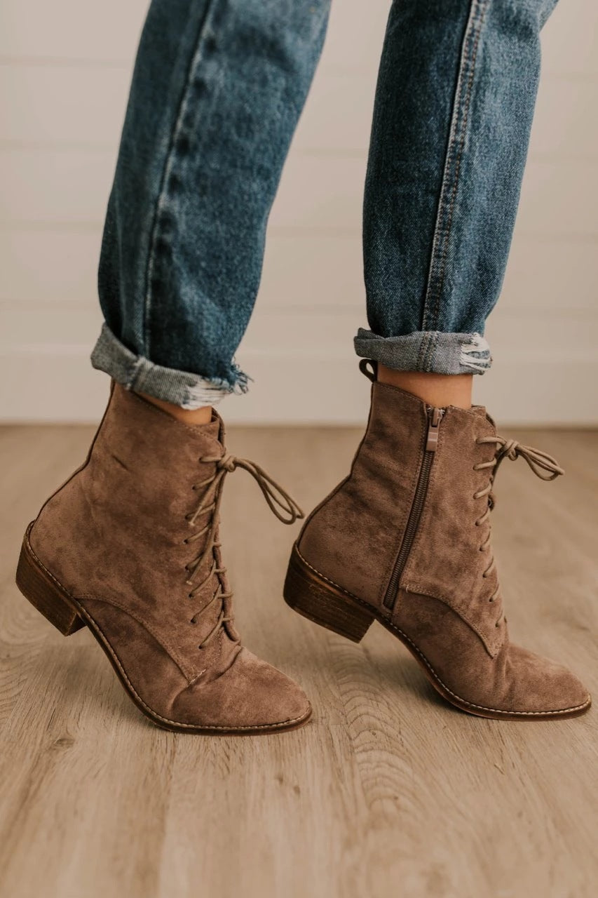 Casual Low Square Heel Women's Martin Boots for Fall/Winter