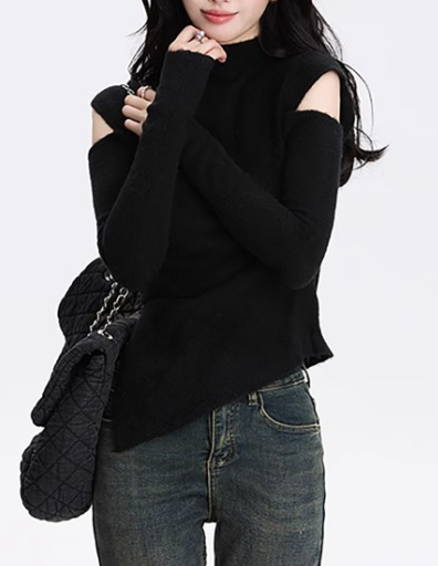 Women's Oversized Turtleneck Sweater - Fall/Winter 2020