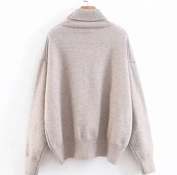 Comfortable Minimalist Knit Sweater for Fall/Winter
